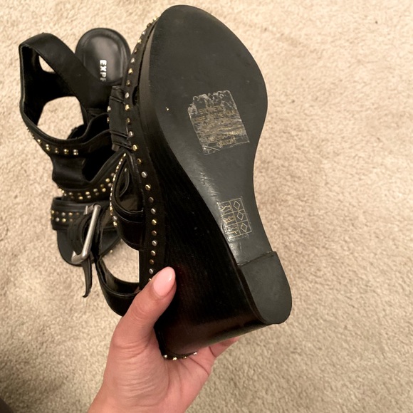Express wedge heals size 6 - Picture 3 of 3
